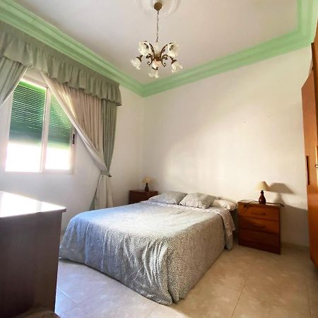 La Malvarrosa Beach Rooms In Shared Apartment Valensiya Dış mekan fotoğraf