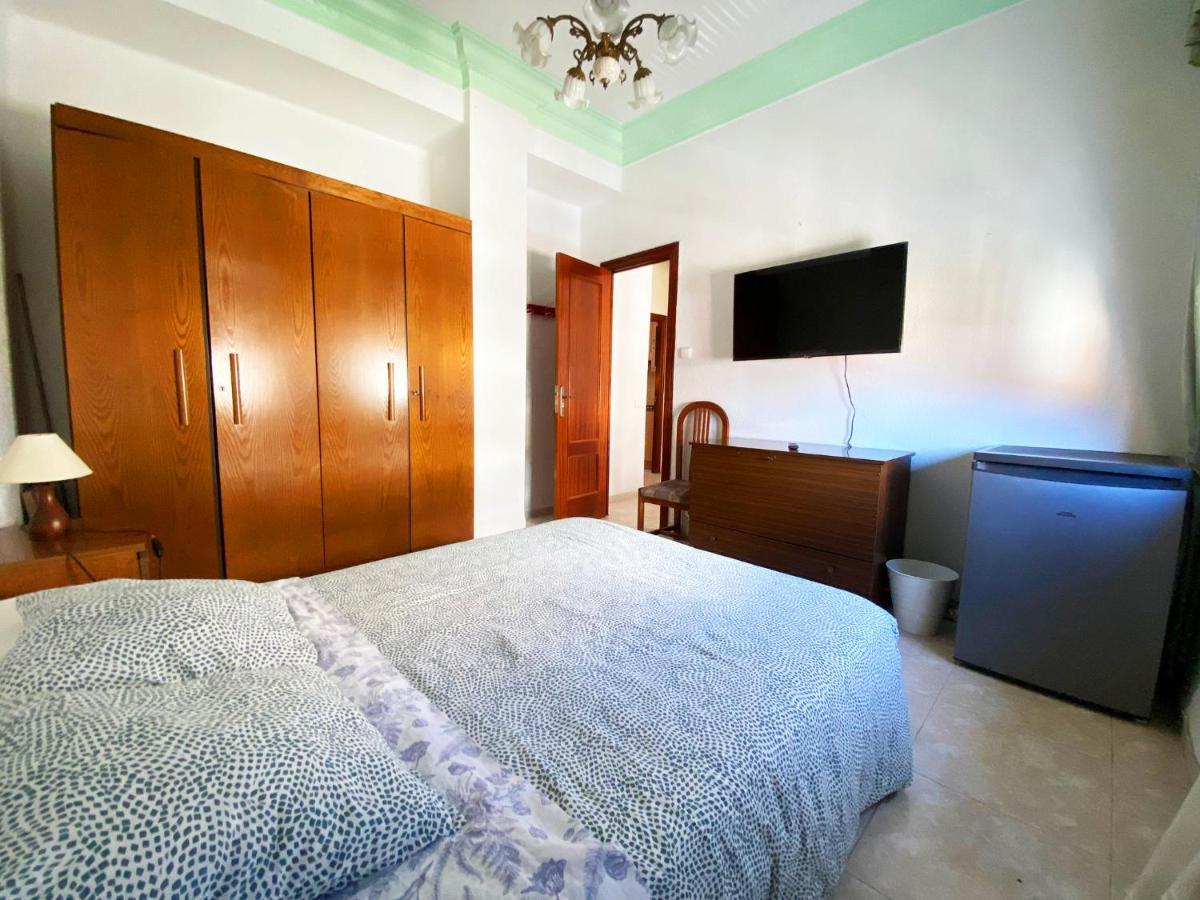 La Malvarrosa Beach Rooms In Shared Apartment Valensiya Dış mekan fotoğraf