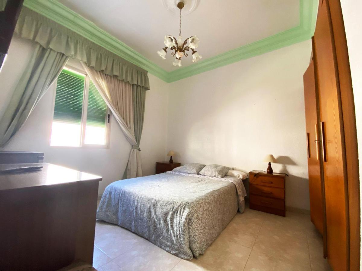 La Malvarrosa Beach Rooms In Shared Apartment Valensiya Dış mekan fotoğraf
